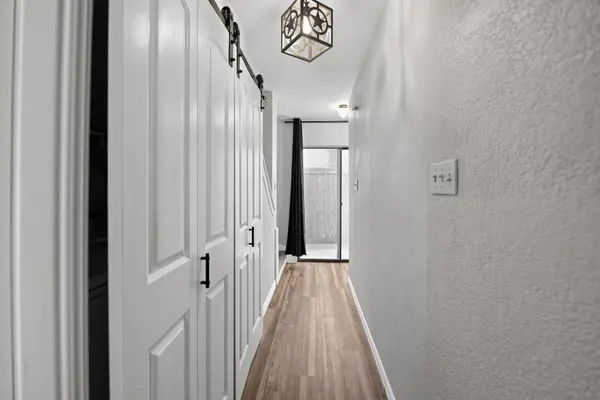 1221 W Hopkins ST #3, San Marcos, TX 78666