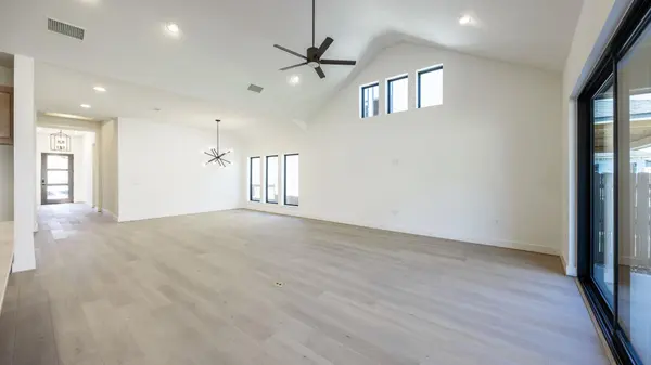 9208 Dingo DR, Austin, TX 78744