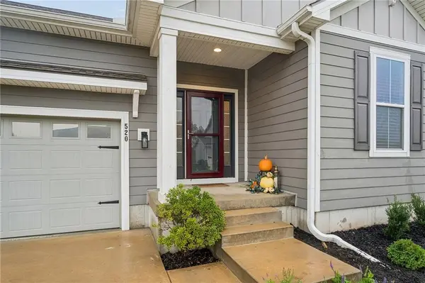 520 SW Haverford RD, Lee's Summit, MO 64081
