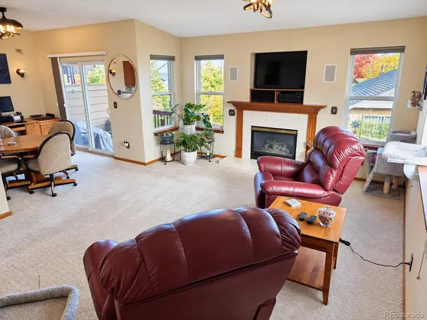 7490 W Coal Mine #A, Littleton, CO 80123