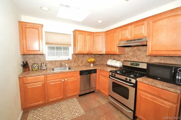 74 Firwood Road #B, Port Washington, NY 11050