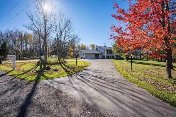 129 Gleason Rd, Duluth, MN 55810