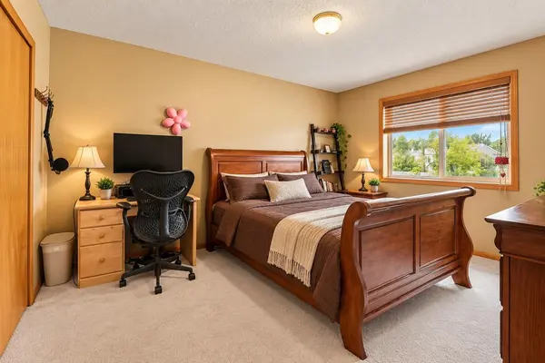 11109 Frankfort Pkwy NE, Saint Michael, MN 55376