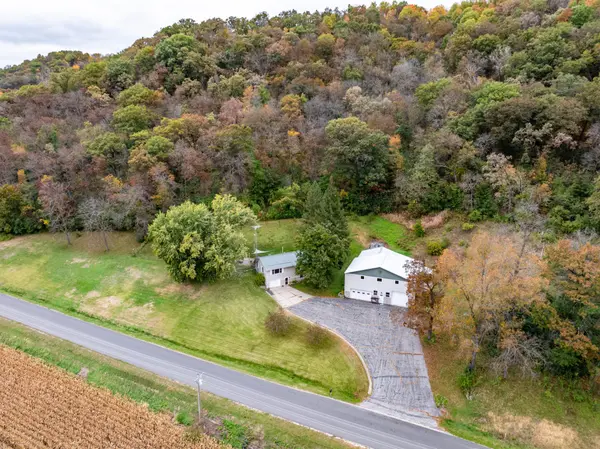 W544 County Road P, Fountain City, WI 54629