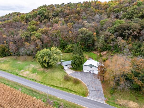 W544 County Road P, Fountain City, WI 54629