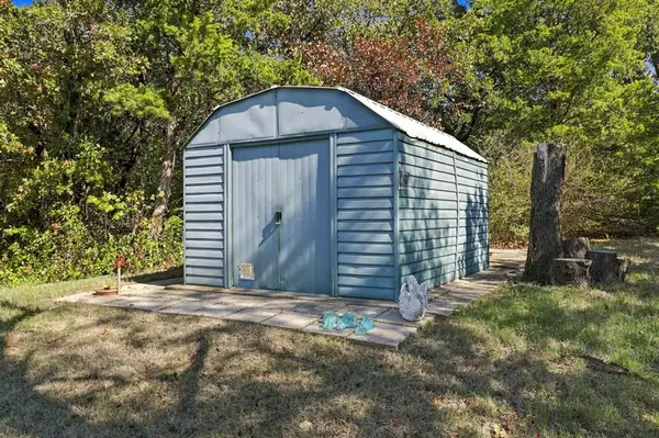 10430 E Apple Valley RD, Oklahoma City, OK 73151