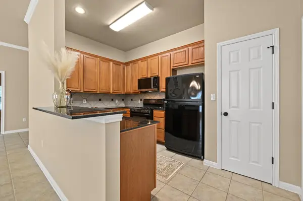 5515 Davis LN #1, Austin, TX 78749