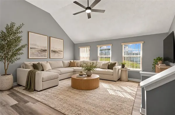 3809 Bernard Powell DR, Kansas City, MO 64127