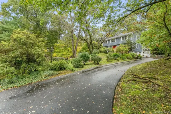 3 Marisa CT, Montrose, NY 10548