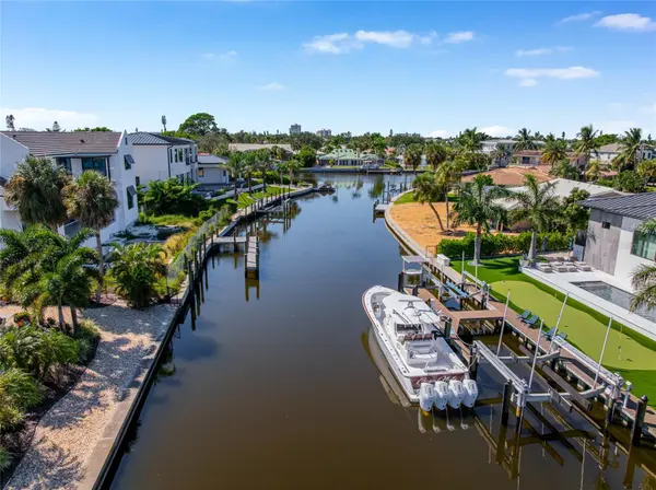 5376 SHADOW LAWN DR, Sarasota, FL 34242