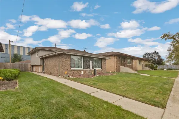 14110 S Bensley AVE, Burnham, IL 60633