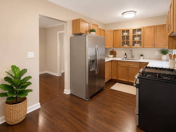 1693 Linden ST, Des Plaines, IL 60018