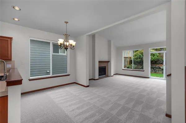 8703 28th WAY SE, Olympia, WA 98513