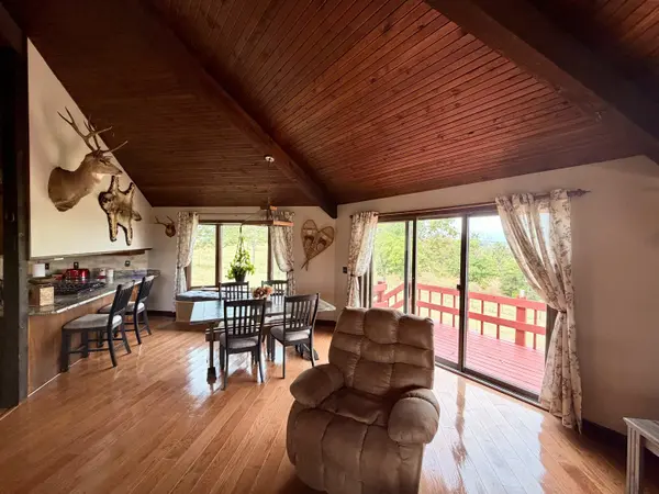 15322 W Highway 14, Ava, MO 65608