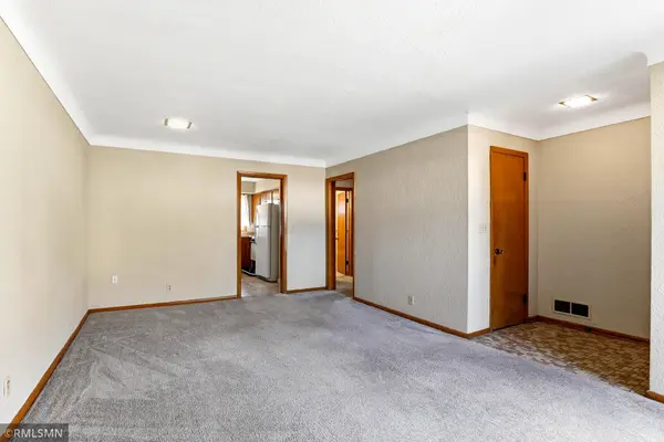 1530 Reaney AVE, Saint Paul, MN 55106