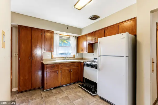 1530 Reaney AVE, Saint Paul, MN 55106