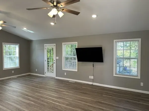 918 Lang St #SE, Cleveland, TN 37311