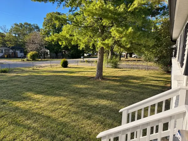 116 Mercury Dr, La Vergne, TN 37086