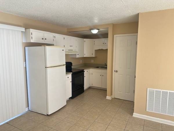 3420 Westside Dr #NW #1, Cleveland, TN 37312