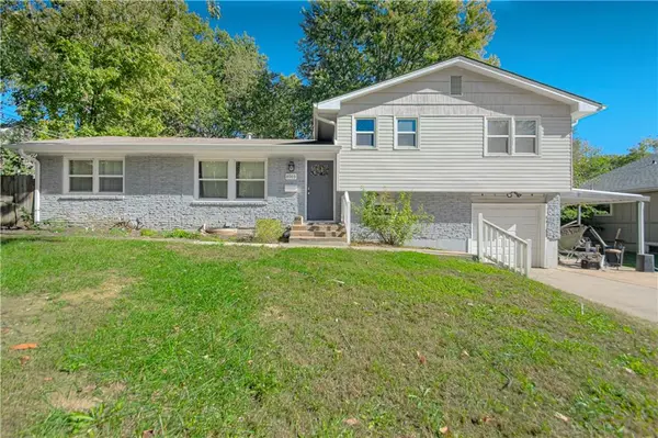 8003 Charlotte ST, Kansas City, MO 64131