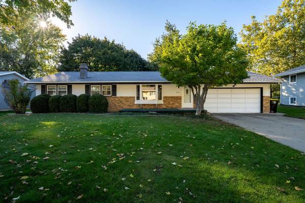 203 Sandra LN, Normal, IL 61761
