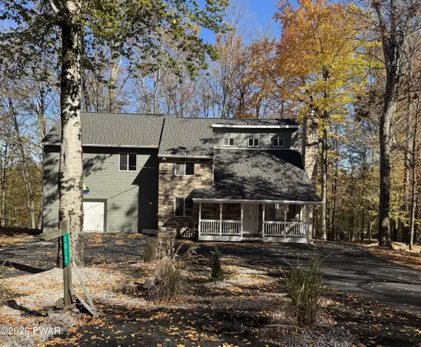 1012 Fawnhill CT, Lake Ariel, PA 18436