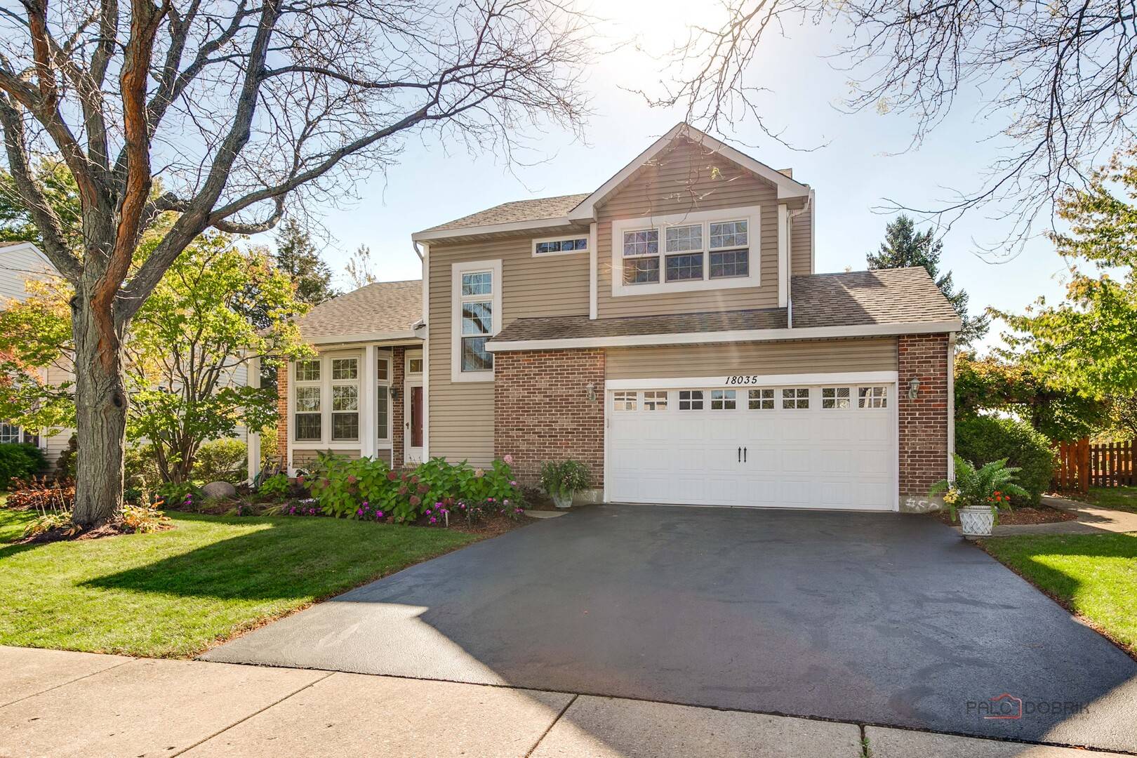 18035 W Banbury DR, Gurnee, IL 60031