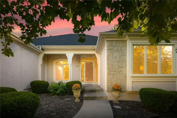 12307 Ash Ash ST, Leawood, KS 66209