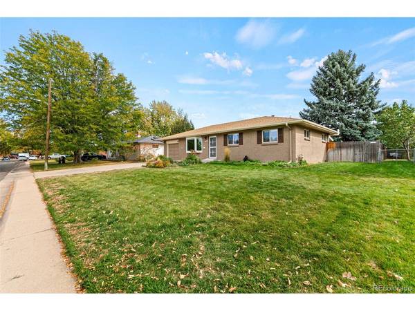 598 W Valleyview, Littleton, CO 80120