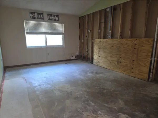 1246 WAFFLE ST SE, Palm Bay, FL 32909