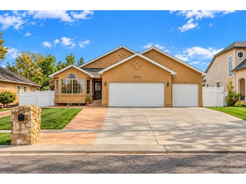 3326 Alturas, Pueblo, CO 81005