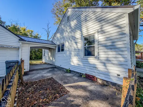 18 Rebecca DR, Indianapolis, IN 46241