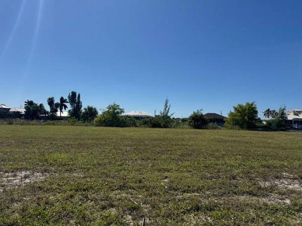 4314 NW 33RD LN, Cape Coral, FL 33993