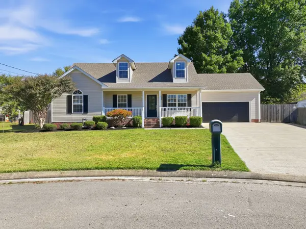 1306 Pearlknob Ct, Murfreesboro, TN 37130