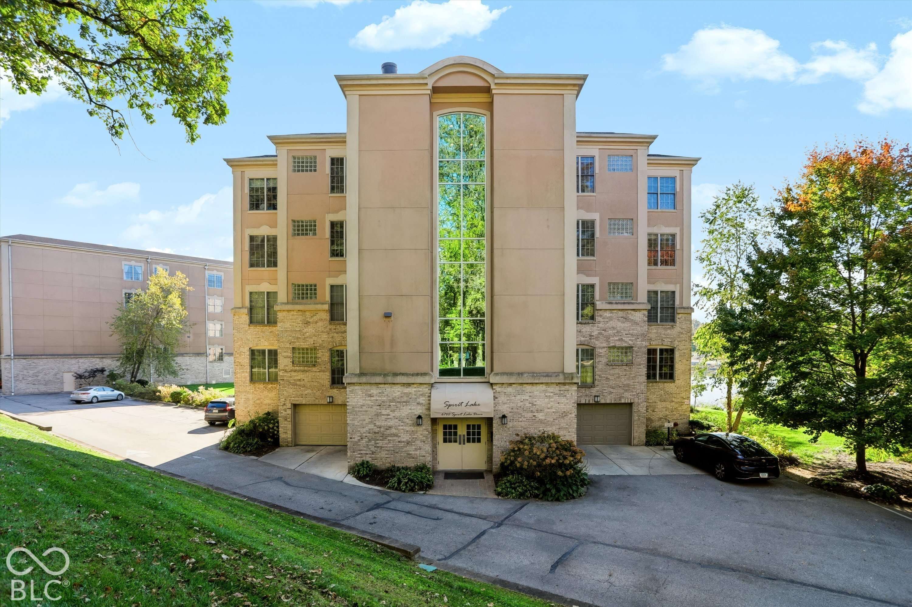 6740 Spirit Lake DR #102, Indianapolis, IN 46220