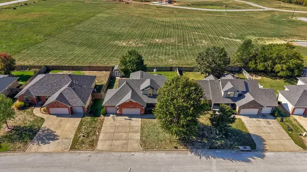 229 N Tierra DR, Republic, MO 65738
