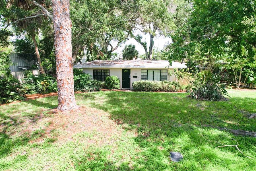 4713 W LEONA ST, Tampa, FL 33629
