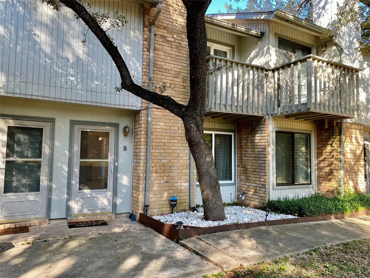 4204 Hudson Bend RD #B, Austin, TX 78734