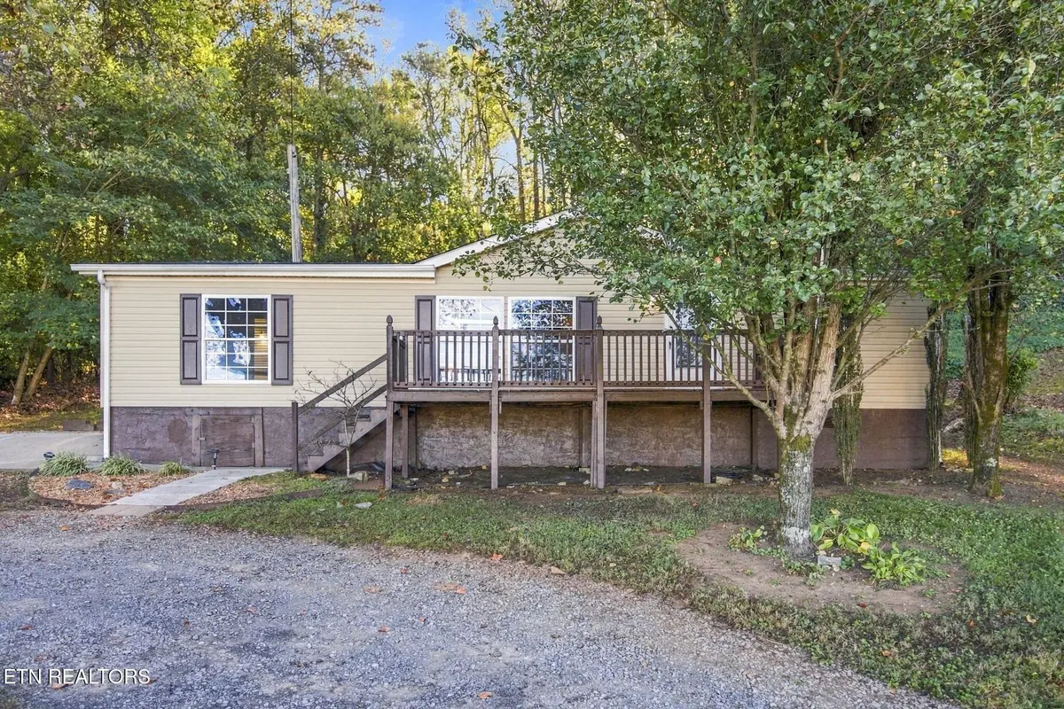 2605 Lee Hwy, Athens, TN 37303