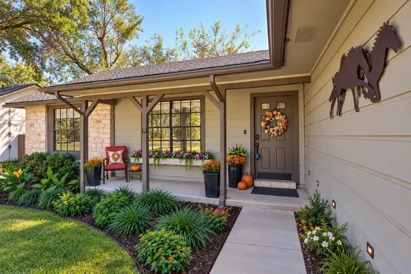 1805 PRAIRIE STAR LN, Round Rock, TX 78664
