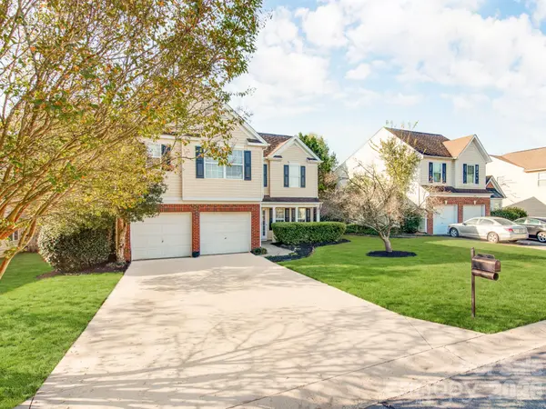 7707 Nicolette CT, Charlotte, NC 28215