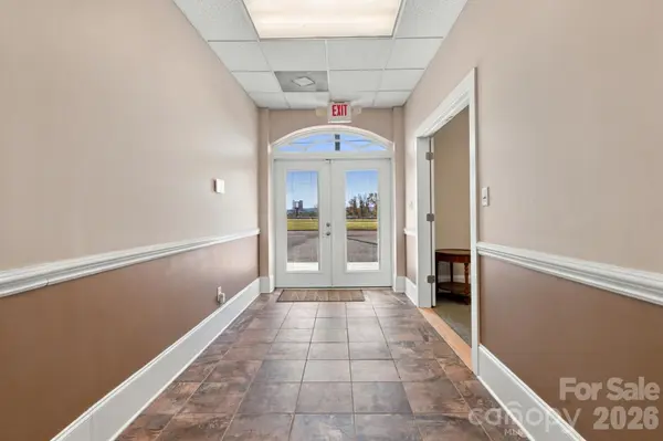 6810 Us Highway 421 HWY, Wilkesboro, NC 28697