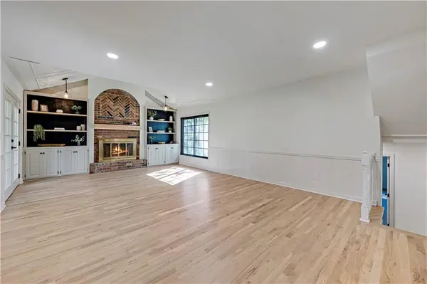 12001 ABERDEEN ST, Leawood, KS 66209