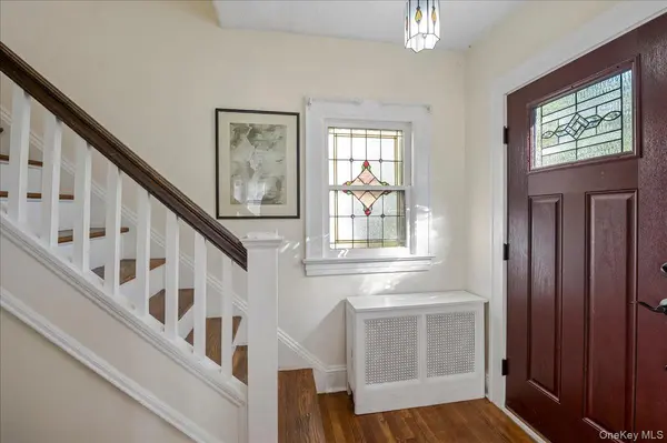321 Bronxville RD, Bronxville, NY 10708