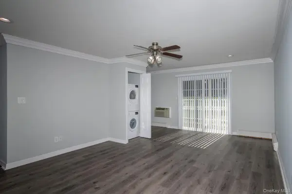 226 Lakeland AVE #G-3, Sayville, NY 11782