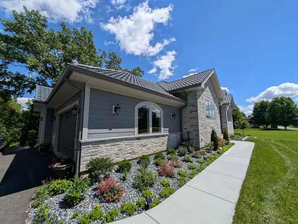 8316 Redtail DR, Lakewood, IL 60014