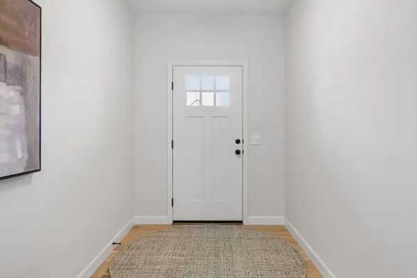 18657 Ifton WAY, Lakeville, MN 55044