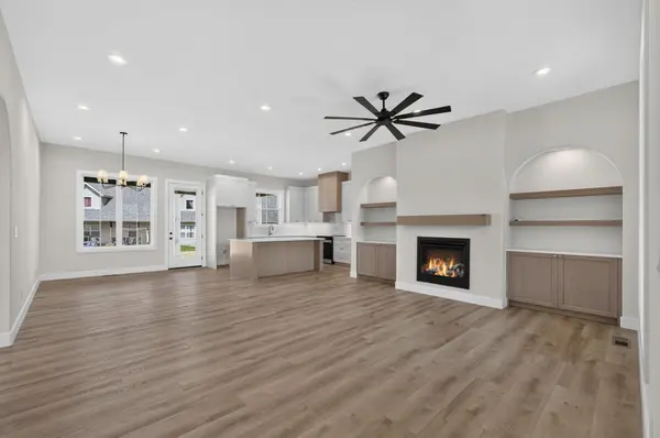 488 Bailiwick DR, Rogersville, MO 65742