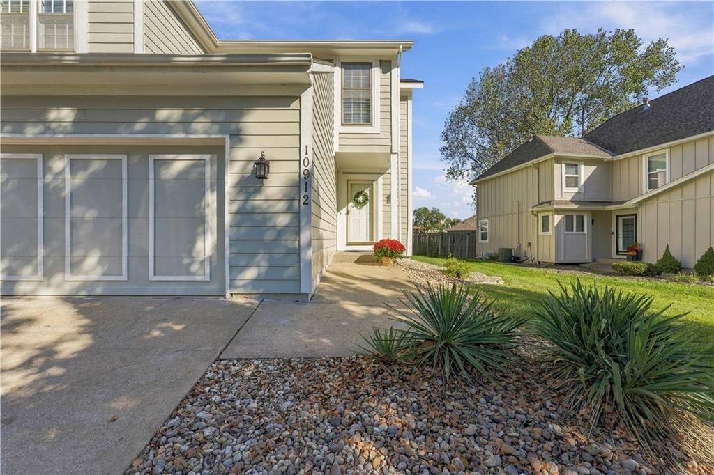 10912 W 115TH TER, Overland Park, KS 66210