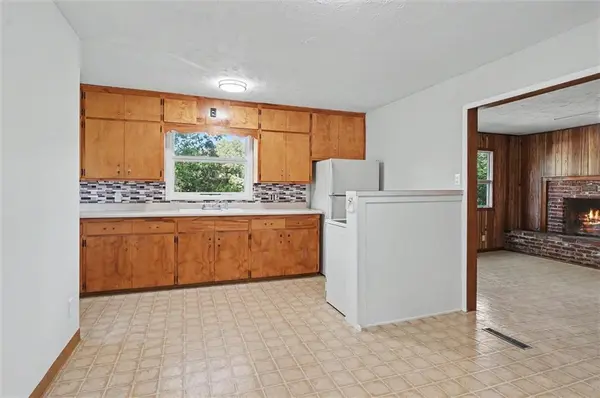 812 W 22nd ST, Lawrence, KS 66046